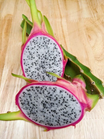 Alternative view of Giant Vietnamese Jaina White Dragon Fruit (hylocereus undetus)