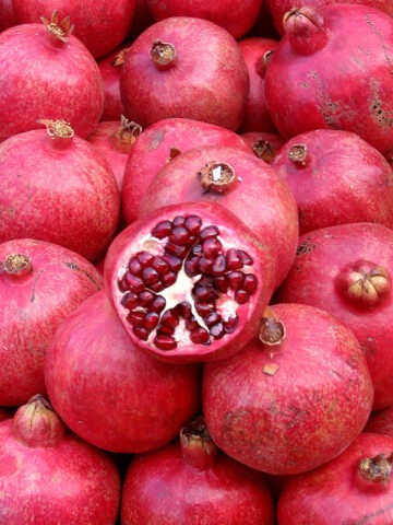 Lg. Wonderful Tasty Pomegranate Tree (punica granatum)